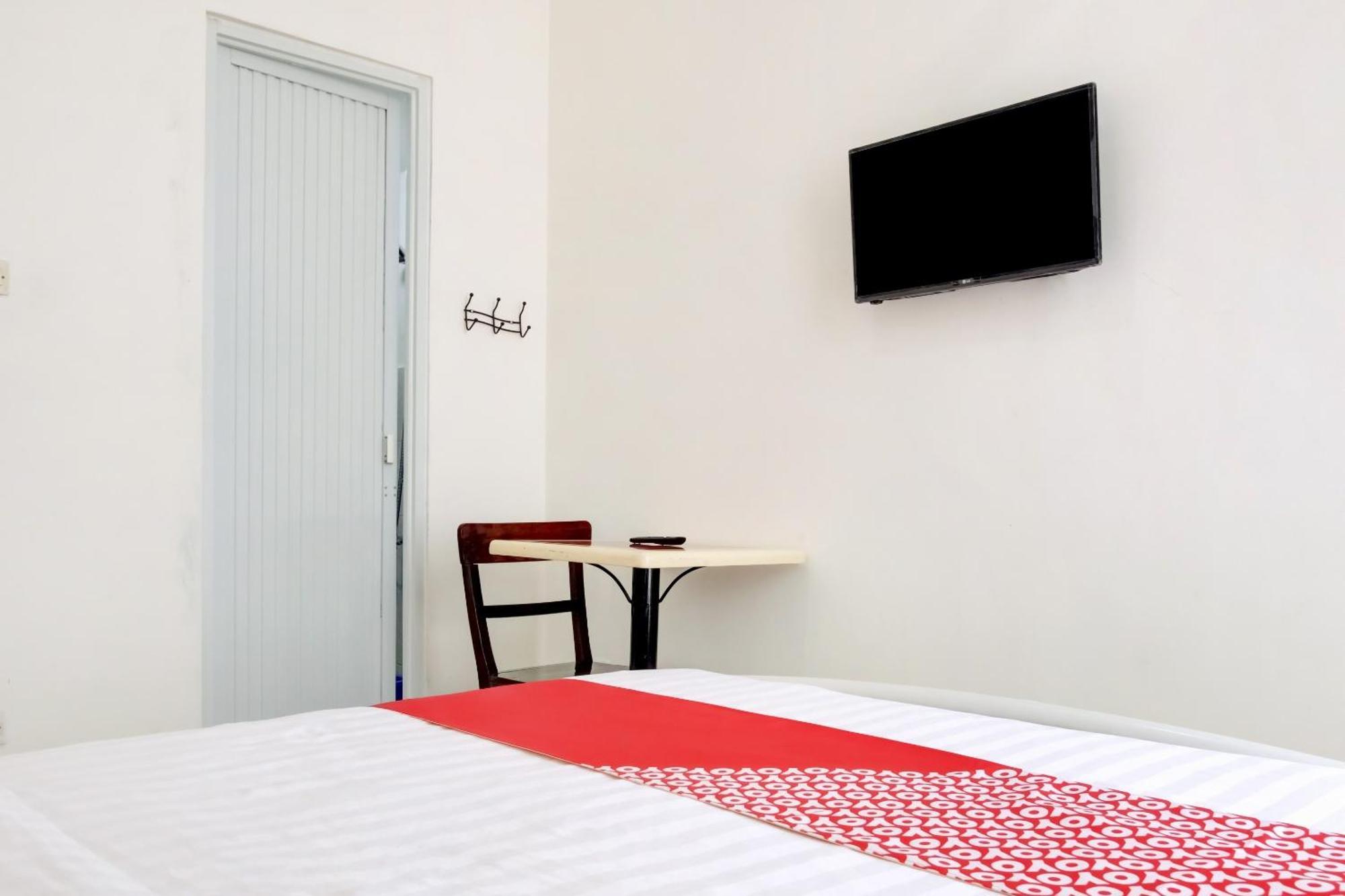 Hotel O Panakkukang Near Mall Panakkukang Formerly Golden White House Makassar Luaran gambar